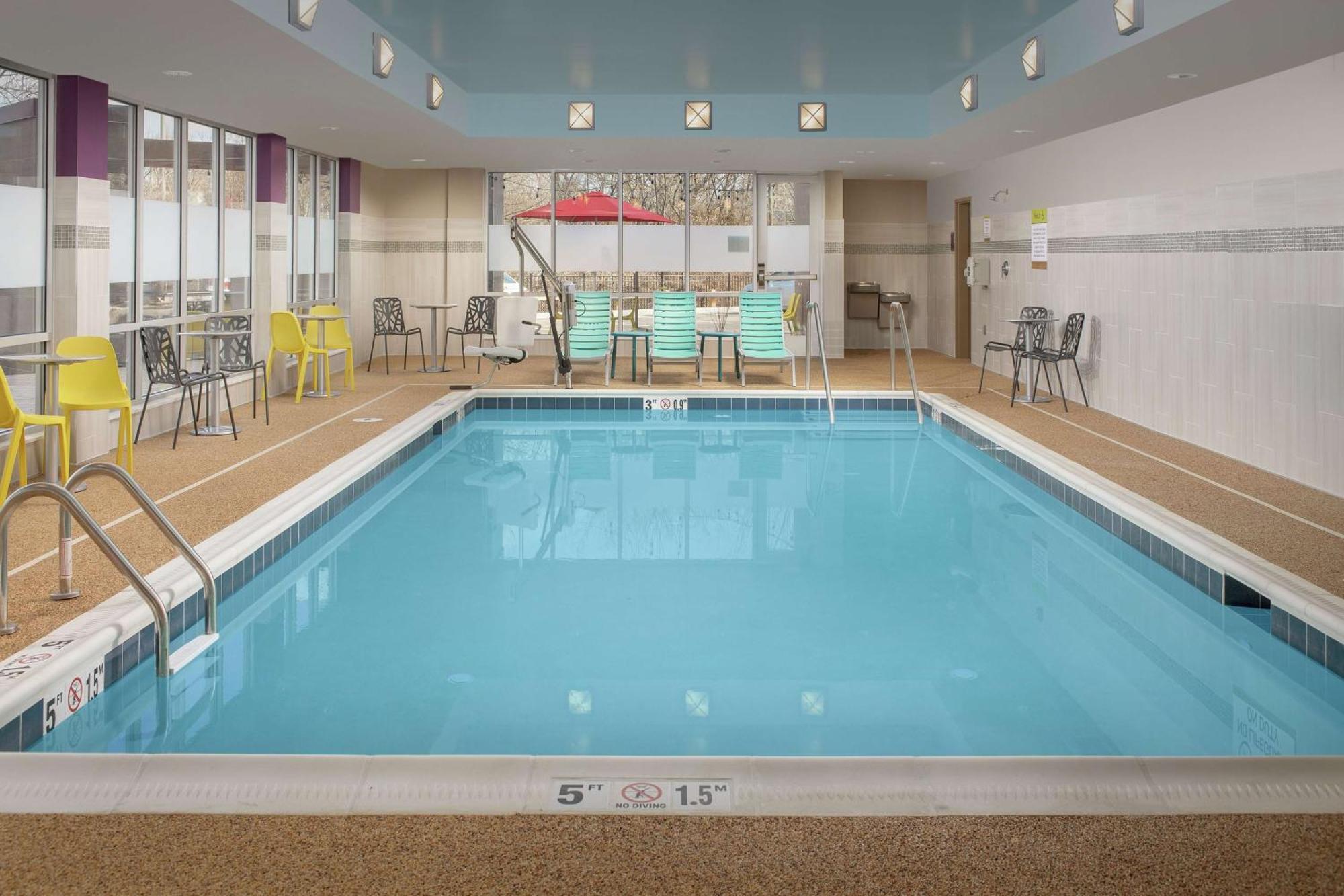 Home2 Suites By Hilton Edison Εξωτερικό φωτογραφία