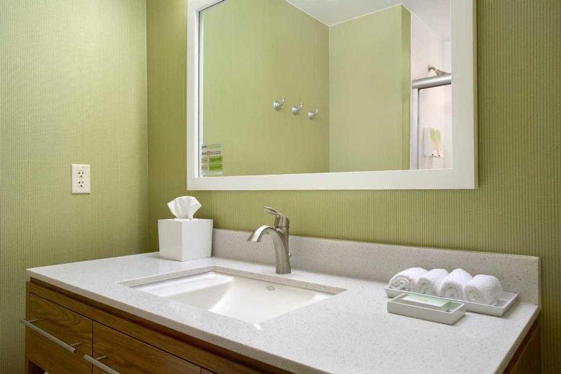 Home2 Suites By Hilton Edison Εξωτερικό φωτογραφία